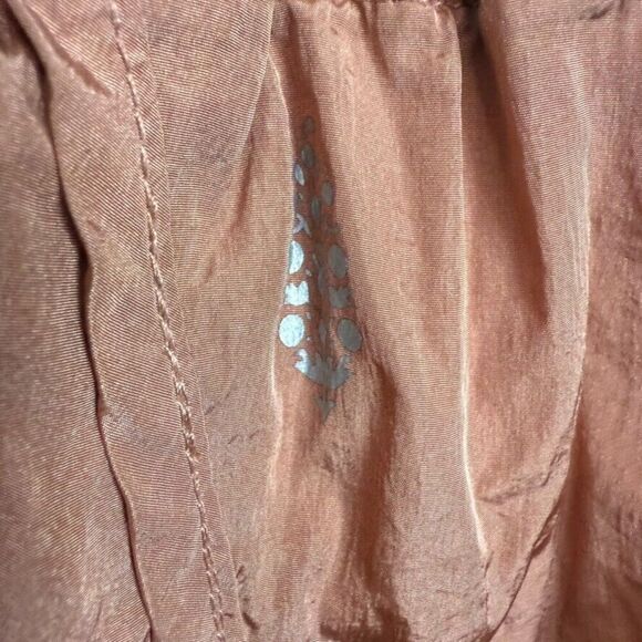 Free Movement The‎ Way Home High Rise Shorts Women S Brushed Apricot Activewear - Picture 3 of 10